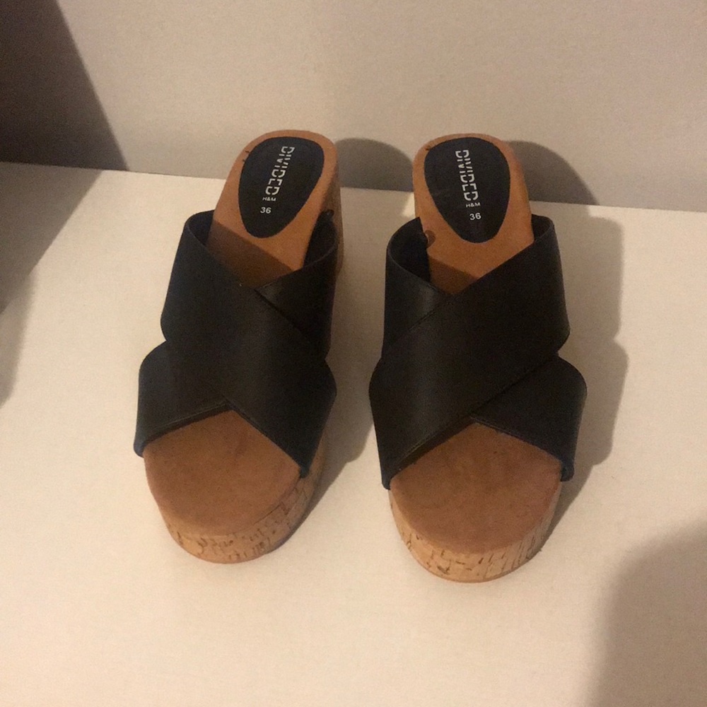 H&M shoes - Picture 3 of 4